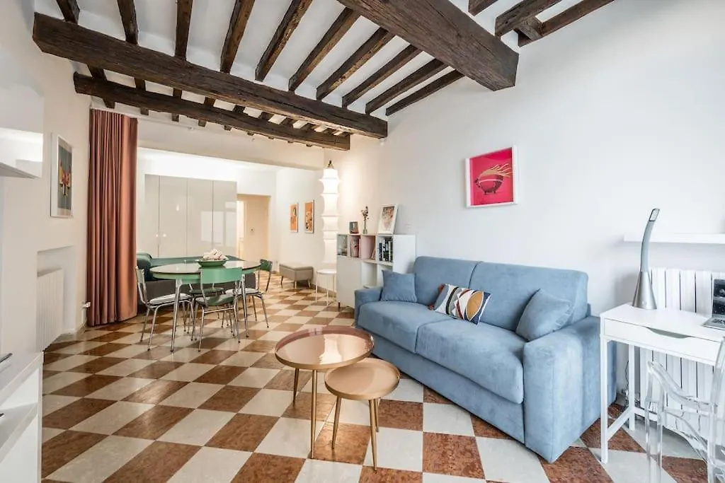 Casa Camilla - Arty Suite Nel Centro Storico Parma